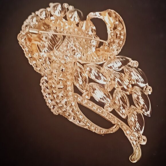 Gorgeous 4" Purple Brooch  (BLING) - Picture 3 of 5